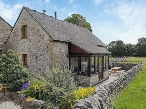 Exterior - Perfect for a relaxing holiday in the Peak District National Park. (Biggin by Hartington, near Buxton)