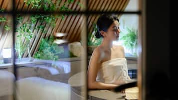 Signature | Private spa tub