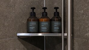 Bathroom amenities - Cave Ryokan Hotel Anook Daejeon Yuseong (Daejeon)