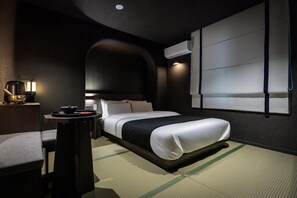 Standard | Cortinas opacas, sistema de insonorización, wifi gratis y ropa de cama
