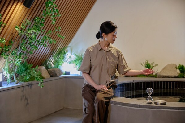 Signature | Bain à remous privé