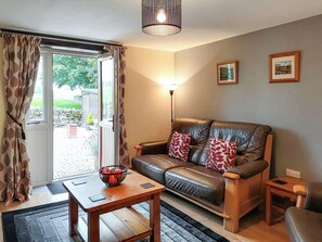 TV - Cotterill Barn - UK4015 (Biggin by Hartington, near Buxton)