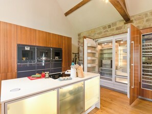 Dishwasher, high chair - 5 bedroom accommodation in near Carsington (near Carsington)