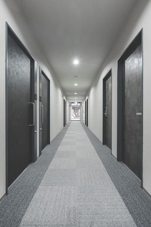 Enceinte de lâhĂ©bergement