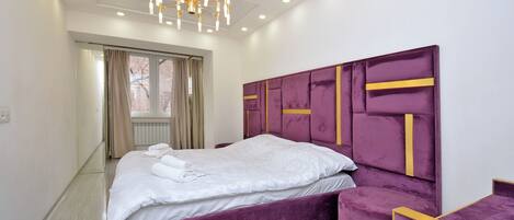2 habitaciones, tabla de planchar con plancha, wifi y ropa de cama