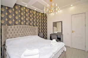 2 bedrooms, iron/ironing board, WiFi, bed sheets - 2-bedroom apartment in peaceful Yerevan with AC for relaxing stays (Yerevan)