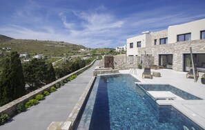 Pool - Villa Orythia, 3 BDR, Sea Views, Pool, Syros (Syros)