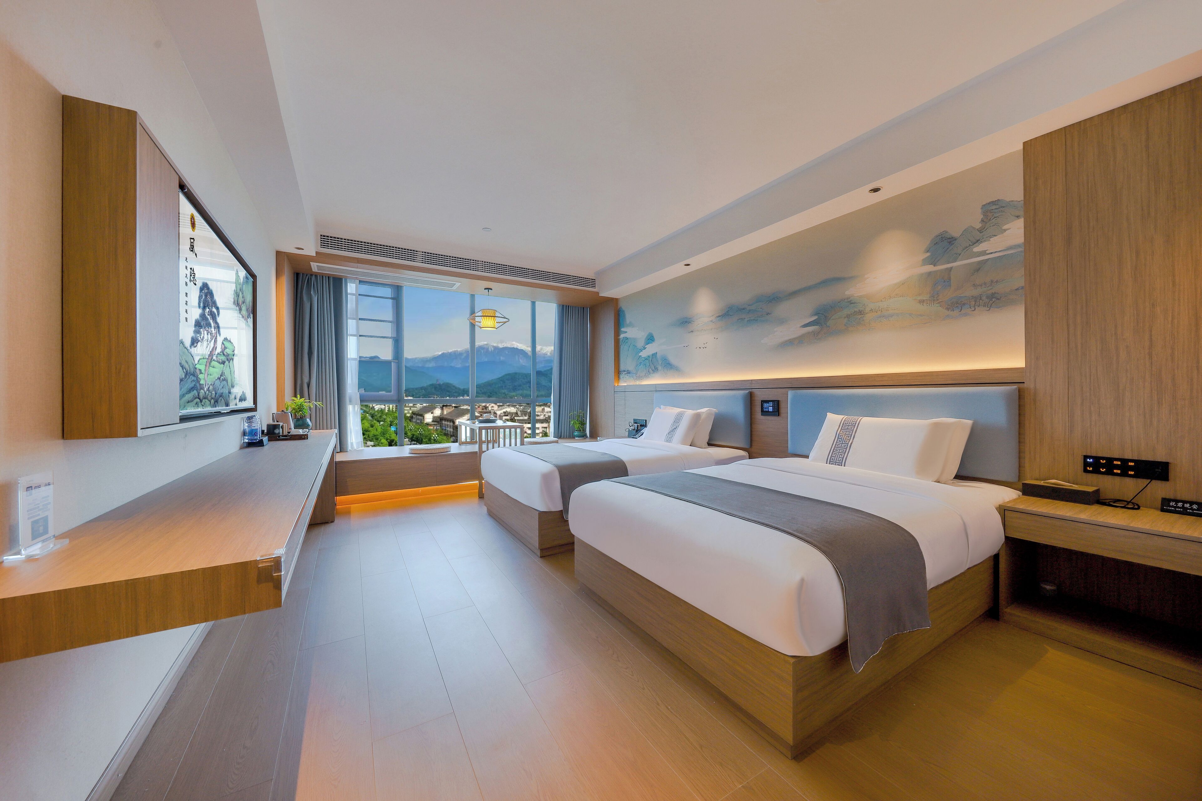 Espacio para trabajar con laptop y wifi gratis 