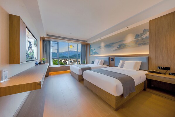 Superior Twin Room, City View | Laptop workspace, free WiFi