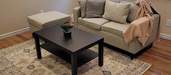 Gorgeous Edmonton cozy 2 bedrooms Appartment