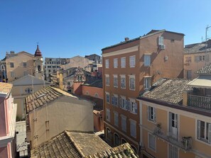 Nicht klassifiziertes Bild, 2 von 6, Schaltfläche