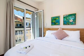 2 bedrooms, iron/ironing board, travel cot, free WiFi - Pinia Penthouse by Corfuescapes (Corfu)