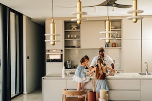 Full-size fridge, eco-friendly cleaning products - Shiviko Kruger (Skukuza)