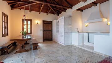 House, Sea View | Private kitchen | Fridge, oven, stovetop, espresso maker