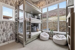 Imagen sin descripción, 3 de 47, botón