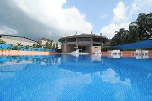 รูปภาพ  ที่ไม่ได้จัดประเภท, 3 จาก 15, ปุ่ม