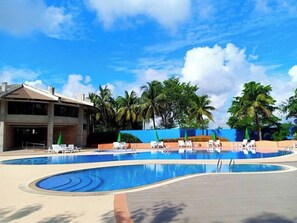 Unclassified image, 5 of 14, button - Ratnodweep Resort (Pabna)