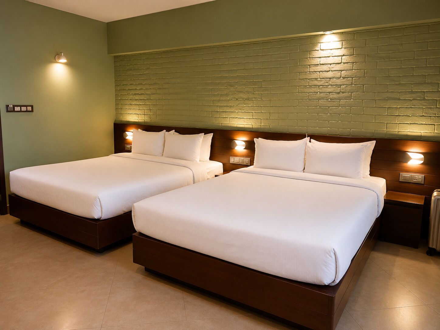 Desk, free WiFi, bed sheets