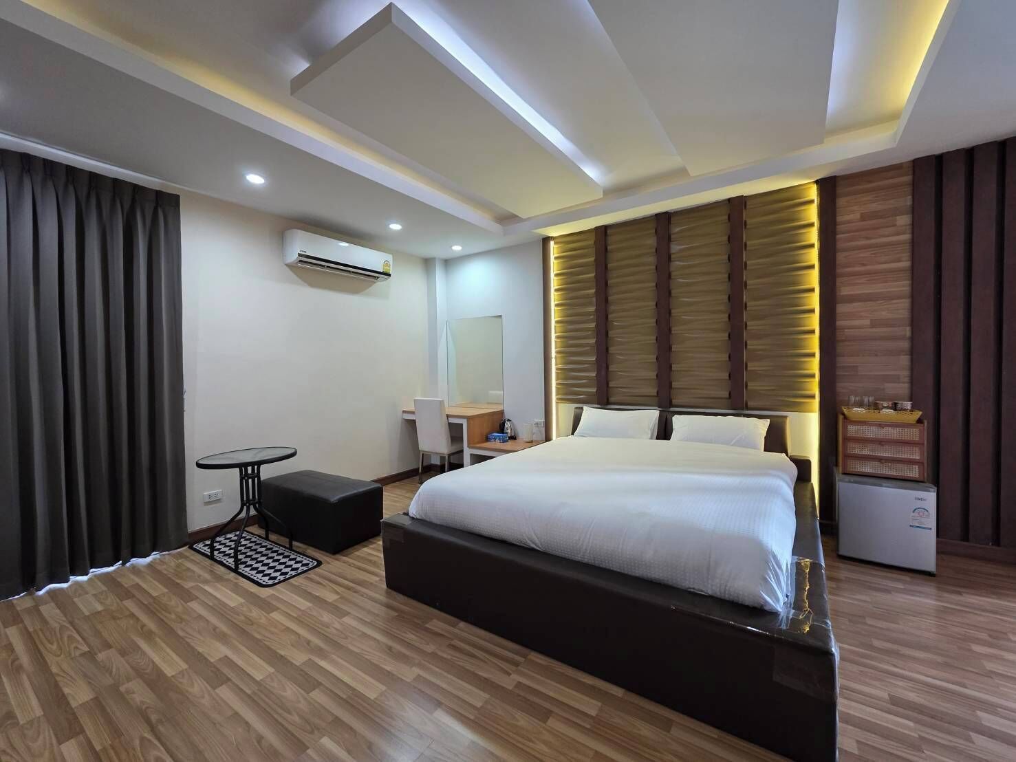 Habitación individual superior, balcón, vista a la colina | Wifi gratis 