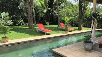 Villa Deluxe, 2 chambres, climatisation, vue jardin | Piscine