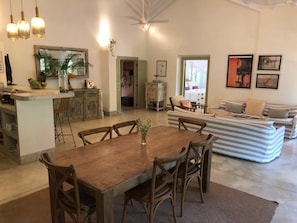 Deluxe Villa, 2 Bedrooms, Air conditioning, Garden View | Dining - Leonora House, Talpe (Galle)