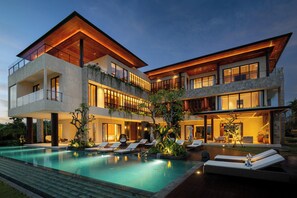Outdoor pool - Cloud Nine Ungasan | 5-Bedroom Pool Villa, Uluwatu (Bali)