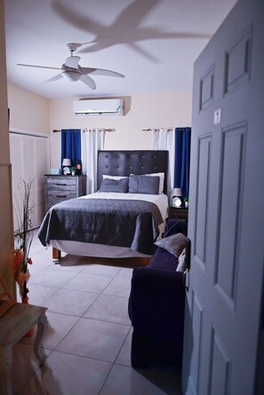 Nicht klassifiziertes Bild, 2 von 36, Schaltfläche