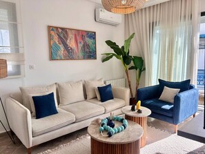 Uklassifisert bilde, 5 av 18, knapp