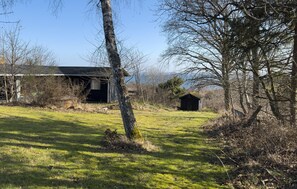 Property grounds - Cozy home in Knebel with house sea view (Knebel)