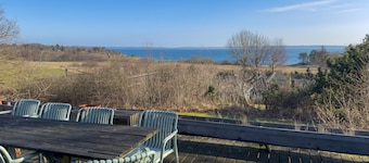 Cozy home in Knebel with house sea view