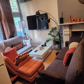 Apartment, 1 Bedroom, Fireplace | Living area - Glams Victoria Apartment (Wolverhampton)
