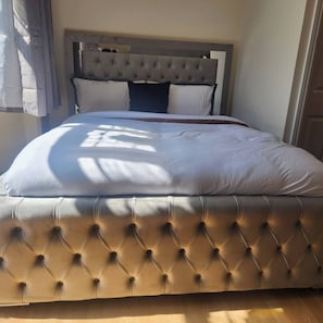 Apartment, 1 Bedroom, Fireplace | 1 bedroom - Glams Victoria Apartment (Wolverhampton)