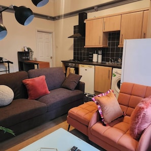 Leilighet, 1 soverom, peis | Oppholdsområde