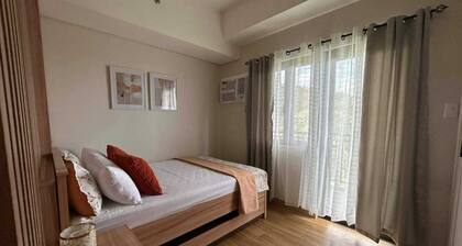 Twin Lakes Tagaytay by JC Staycation