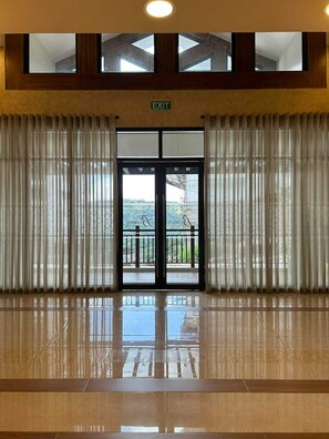 Interior - Twin Lakes Tagaytay by JC Staycation  (Laurel)