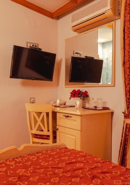 Standard Single Room | Free WiFi