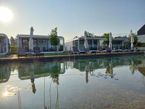Bungalow, Patio, Garden View - Glamping Malerič with Natural Pool (Črnomelj)