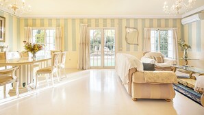 Family Villa, 3 Yatak Odası, Mikrodalga, Dağ Yamacı (Family villa for 7 Mijas Golf with) | İç mekân