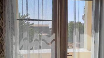 Apartment, Balcony, Courtyard View | Interior