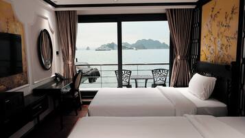 Cofres nos quartos, escrivaninha, Wi-Fi de cortesia