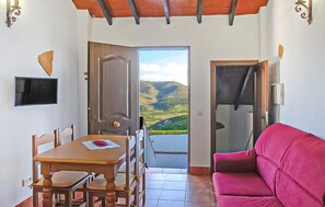 Dining - Cozy home in Malaga with WiFi (Malaga)