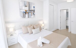 3 bedrooms, free WiFi - Stunning apartment in Cabanes with swimming pool (Cabanes)