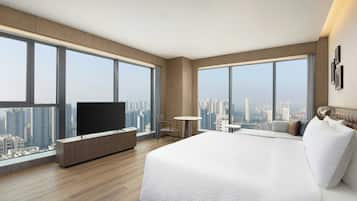 Room, 1 King Bed, City View