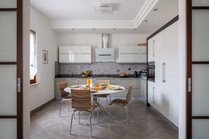 Dining - Vacation Home in Castellina Scalo with 4 bedrooms sleeps 8 (Castellina Scalo)