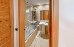 Een douche, een haardroger