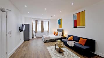 ํด๋์ ์คํ๋์ค | ์ฑ
์, ๋ค๋ฆฌ๋ฏธ/๋ค๋ฆฌ๋ฏธํ, ๋ฌด๋ฃ WiFi