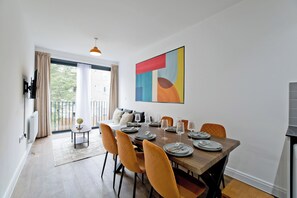 Leilighet – standard, 3 soverom | Oppholdsområde