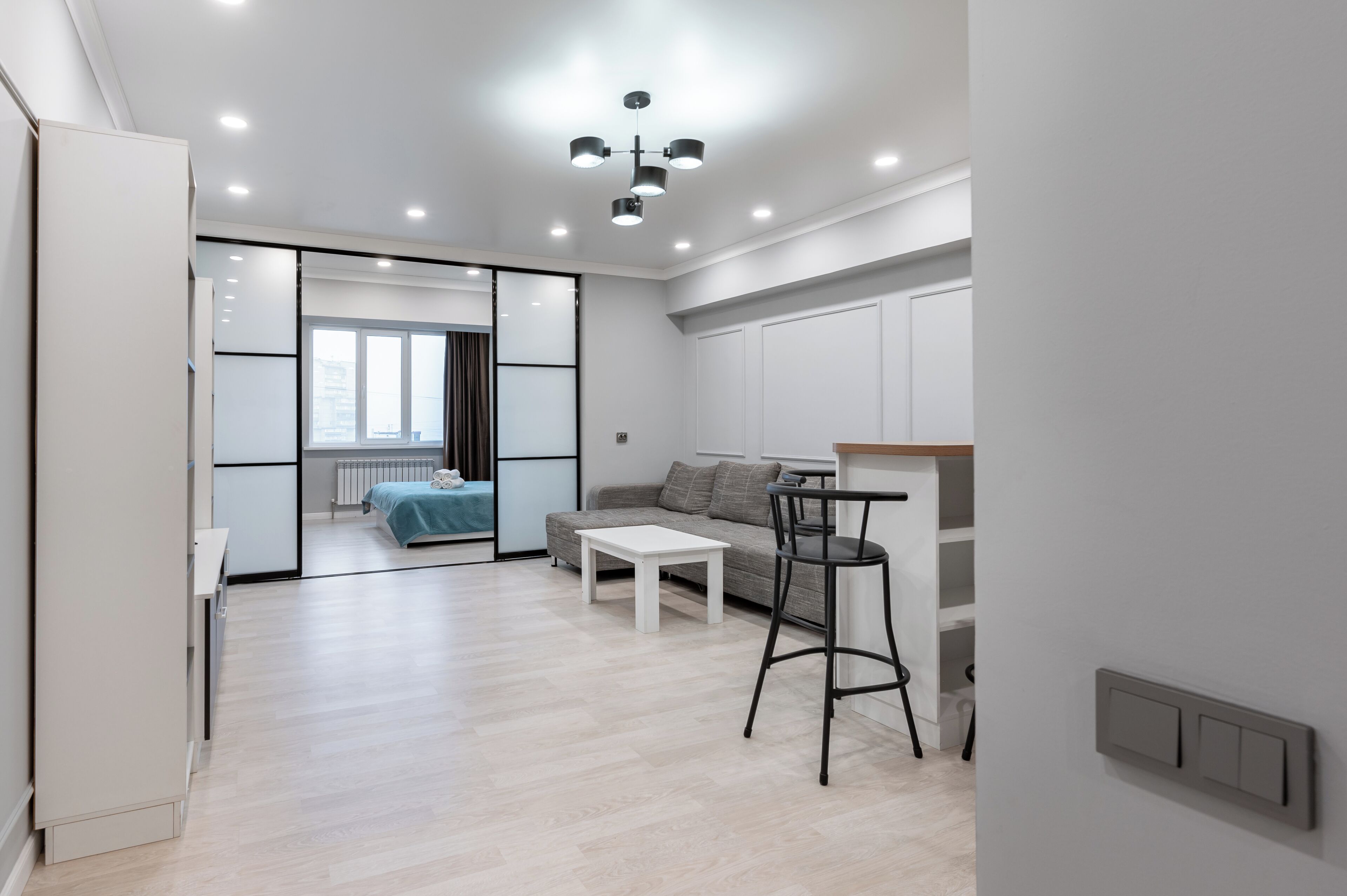 Blackout curtains, soundproofing, iron/ironing board, free WiFi