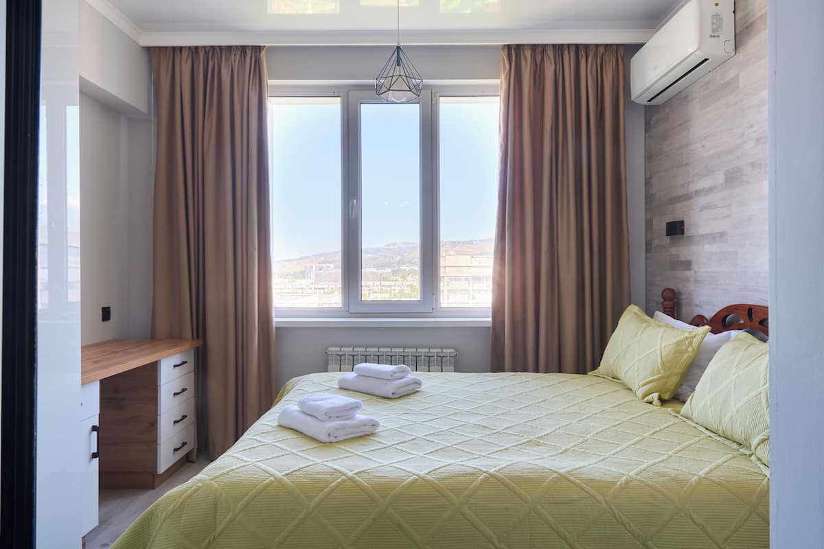 Comfort Apartment, Courtyard View | Blackout drapes, soundproofing, iron/ironing board, free WiFi