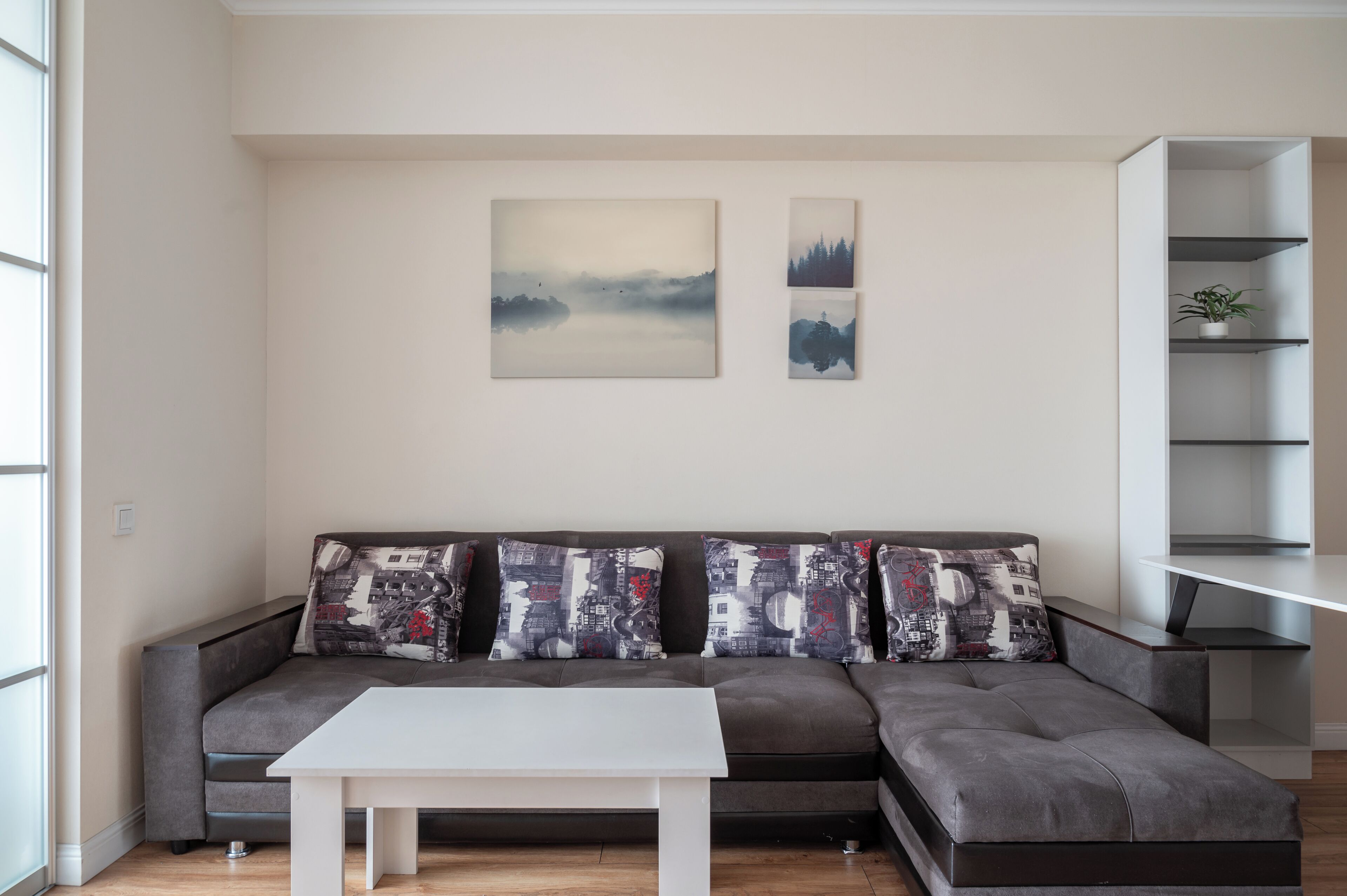 Family Apartment, Courtyard View | Living area